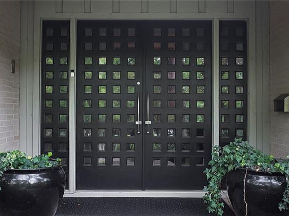 5th image of 4101 Sarita Dr