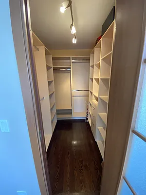 Sold by Wilk Real Estate | media 19