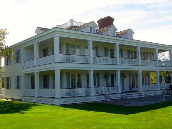 2nd image of 202 Hedges Ln