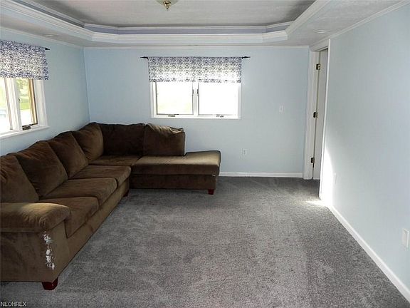 3rd image of 419 Berea St