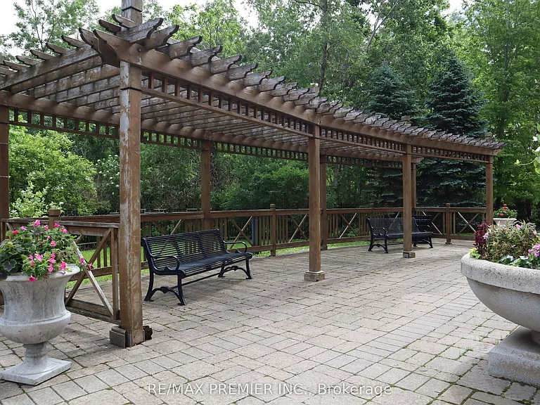9225 Jane St #1506 — Photo 39