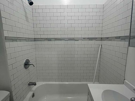 5th image of 274 Vreeland Ave #V5