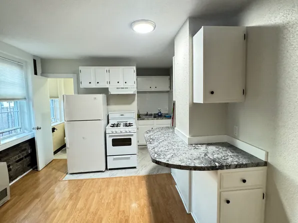 10 Henchman St APT 5M, Boston, MA 02113