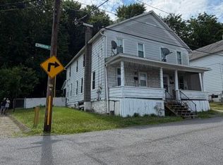 14 Morgan Ln, Pittston, PA 18640
