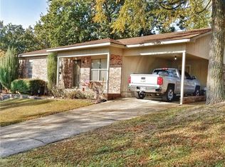 1809 N 28th St, Van Buren, AR 72956