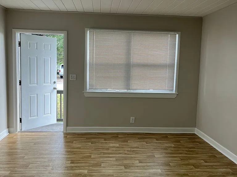 511 W Palm St — Photo 21
