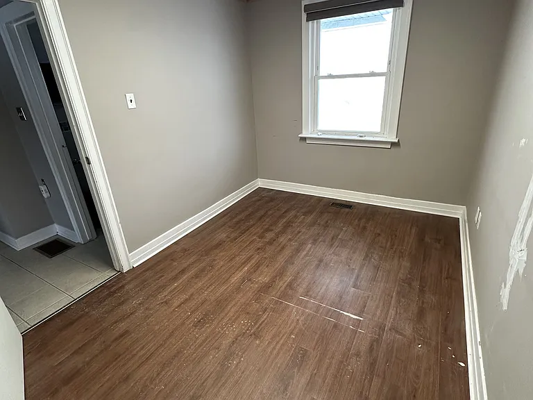 1098 Beaverdams Rd — Photo 18