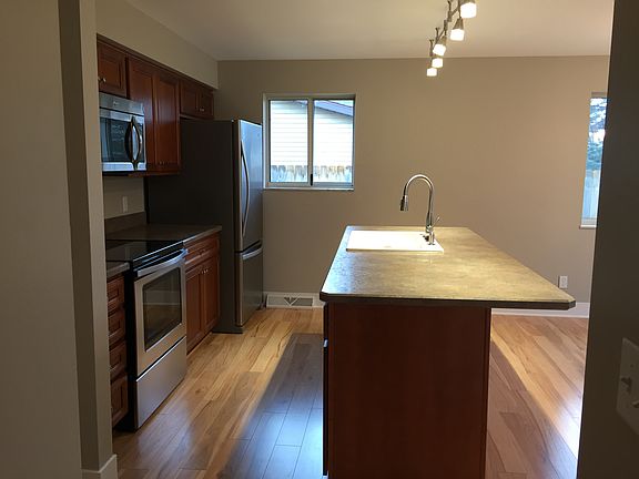 2nd image of 4583 Wintergreen Dr S