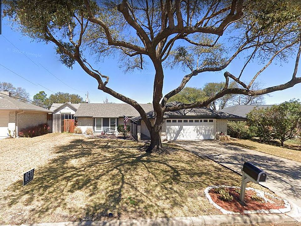 1st image of 2007 Bay Oaks Dr
