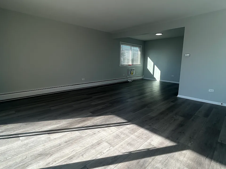 9516 S Kolin Ave #3S
