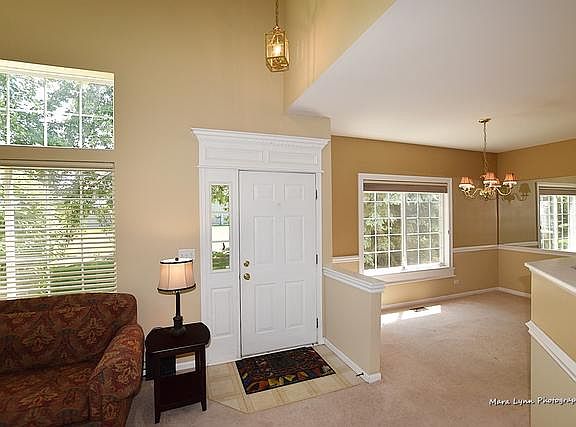 5th image of 289 Nicole Dr Unit F