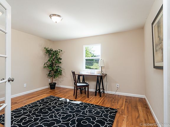 3rd image of 6025 Newcastle Ct
