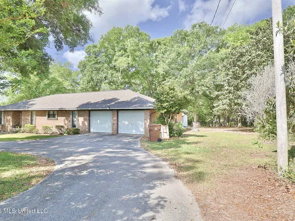 14143 Lumpkin Rd, Gulfport, MS 39503