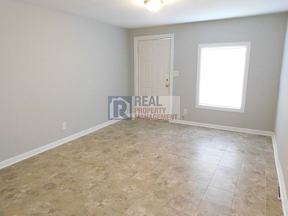 3rd image of 713 Sevier St #A