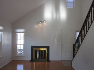 205 Bamburgh Ct, Somerset, NJ 08873