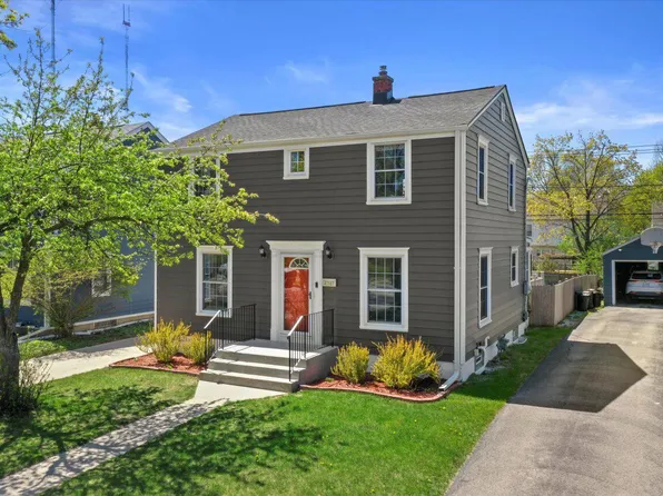 4747 North Marlborough DRIVE, Whitefish Bay, WI 53211