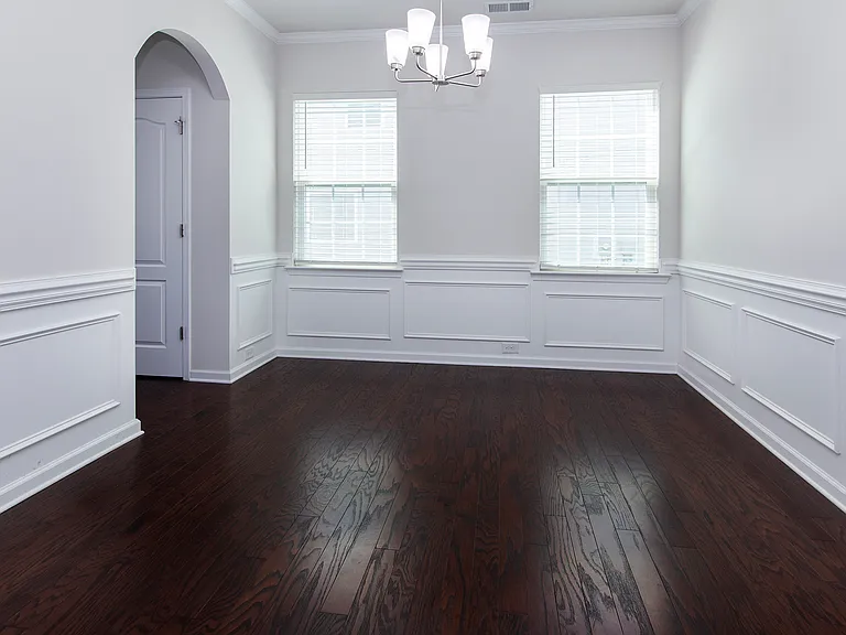 913 Ashton Oak Ct — Photo 11