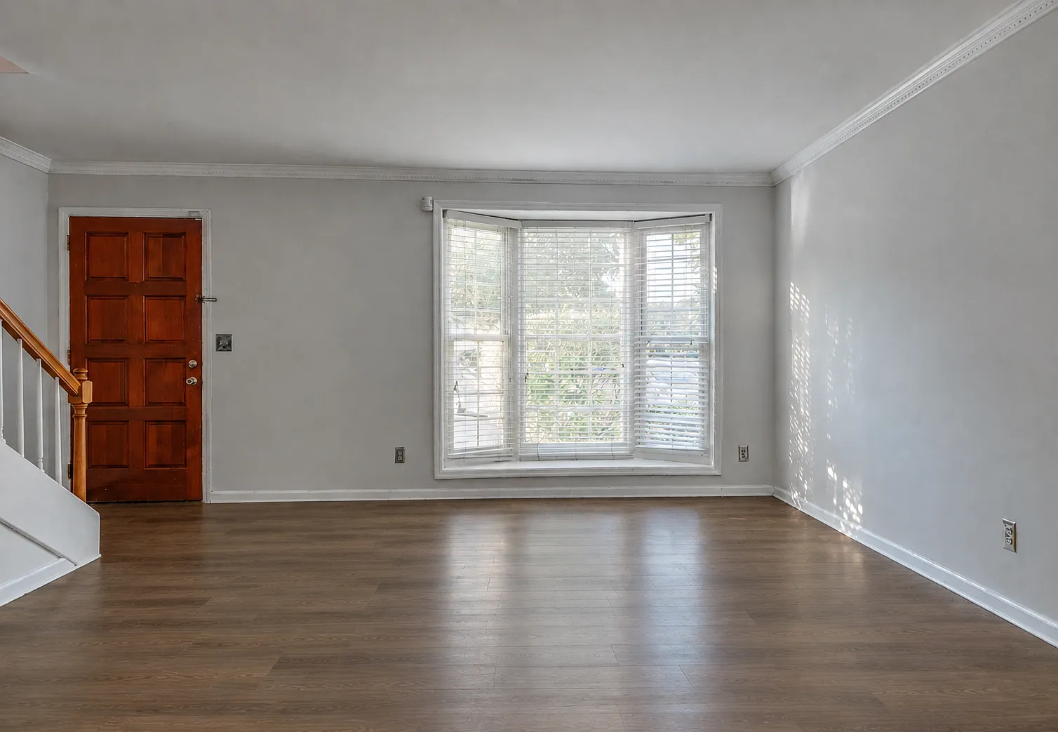 114 Acklen Park Dr — Photo 2