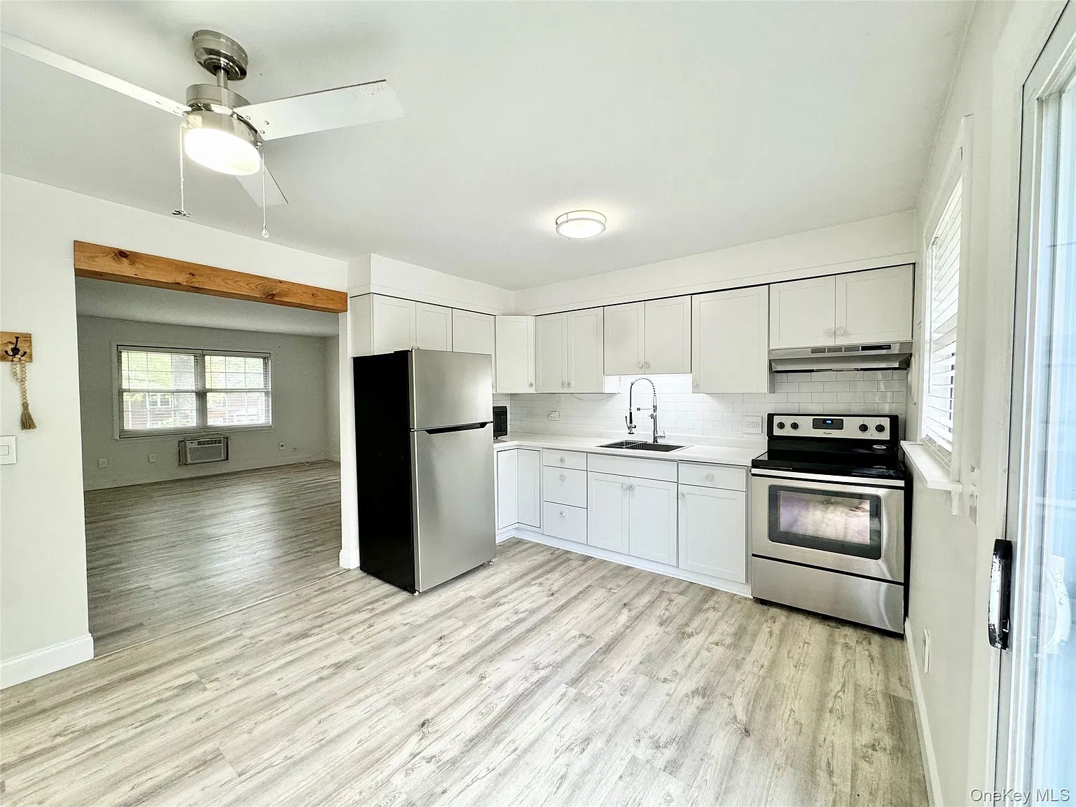 5 Wildwood Dr — Photo 2