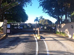 614 Executive Center Dr, West Palm Beach, FL 33401