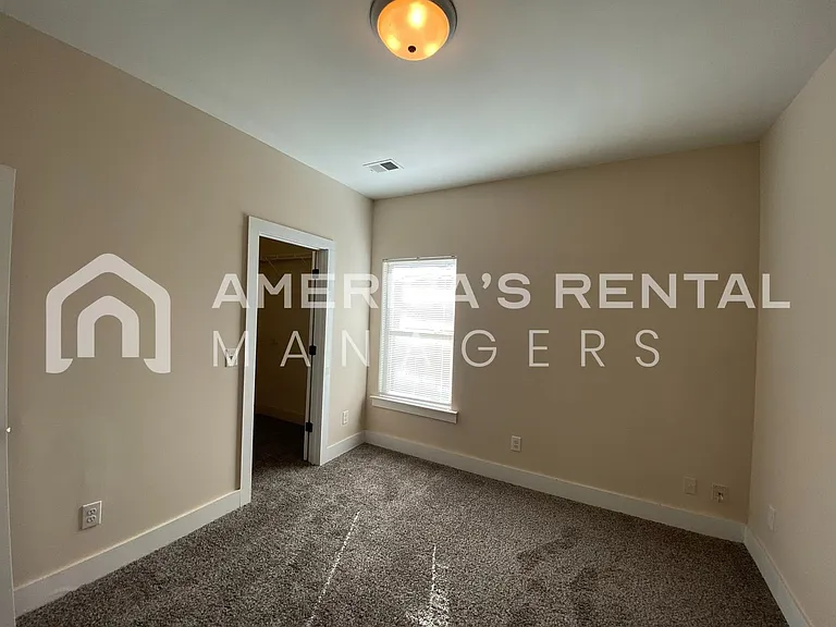 6206 Cathwick Dr — Photo 30