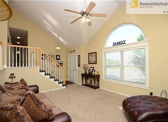 5th image of 1501 SE Cape Dr