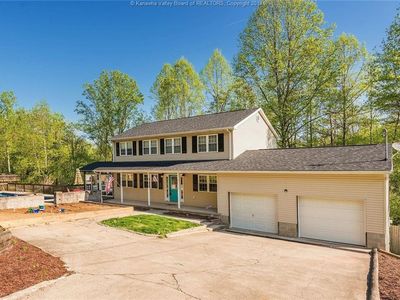 185 Ranch Lake Blvd, Scott Depot, WV, 25560