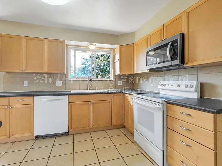 6128 W 84th Ave — Photo 6