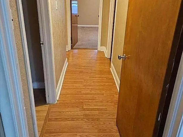 419 N Ballard Ave — Photo 15
