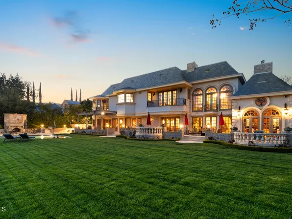 240 W Stafford Rd, Thousand Oaks, CA 91361