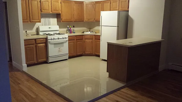 Rented by Astoria Realty | media 12