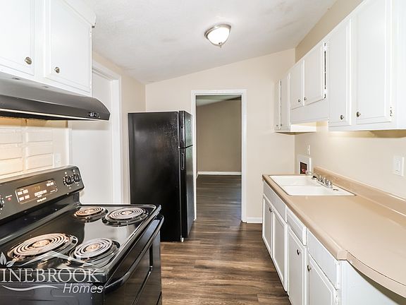 5th image of 5054 Long Branch Dr