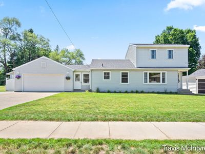 5129 Blaine Ave SE, Kentwood, MI, 49508
