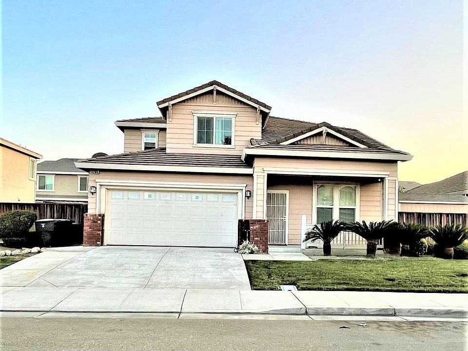 1st image of 3266 N Ormonde Ct