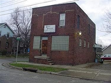 1st image of 555 Corice St