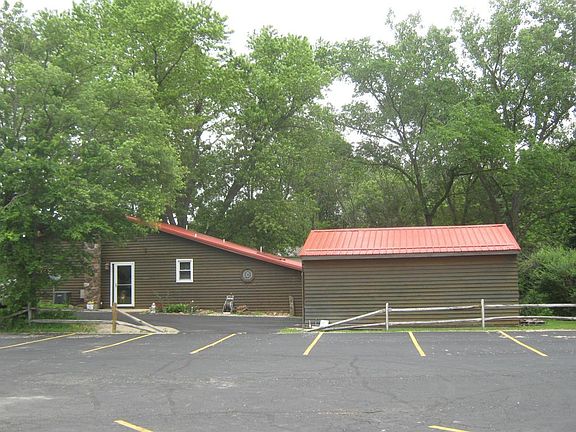 3rd image of 2323 Refugee St