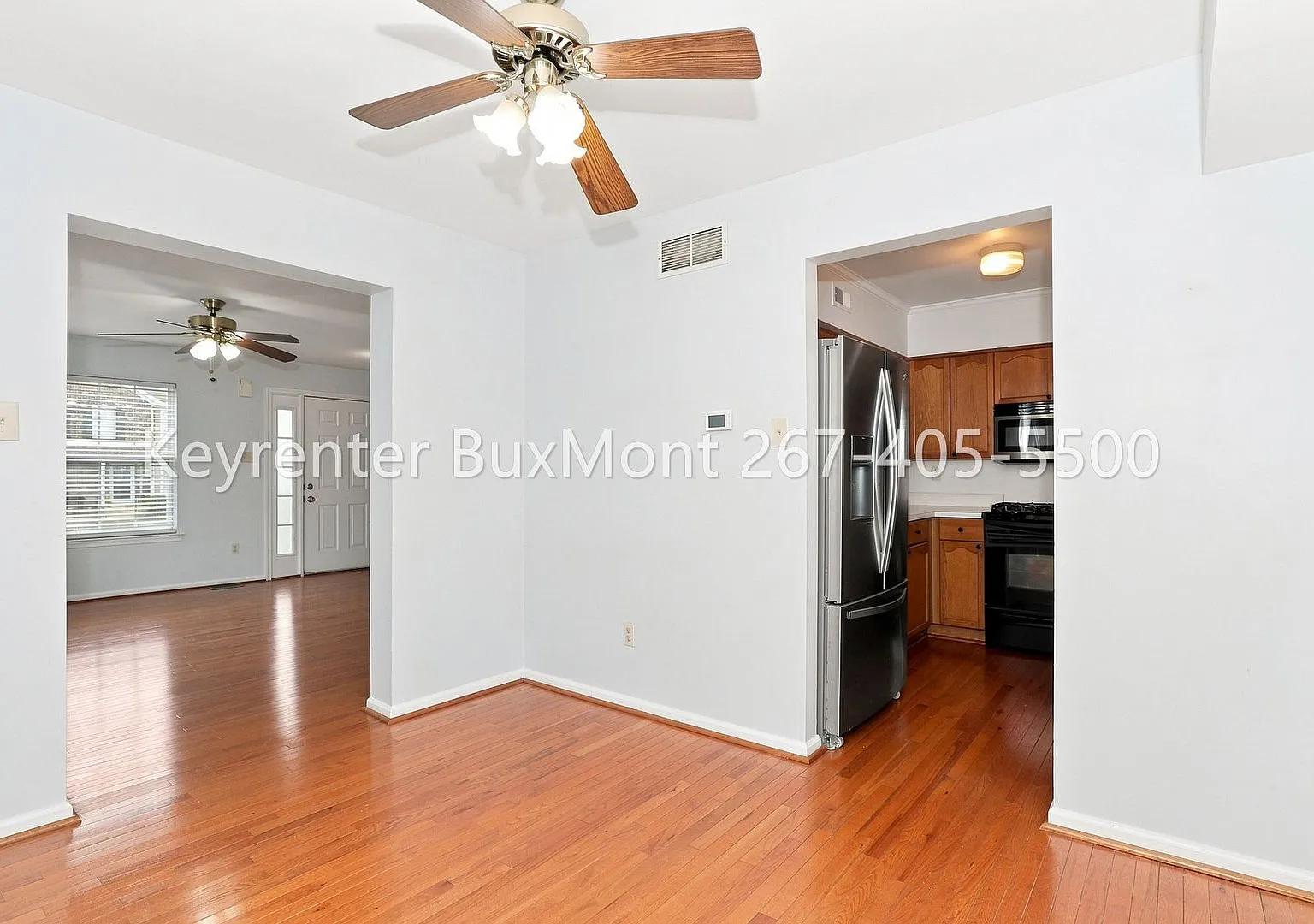 Charming 2-Bedroom Townhome in Patriots Ridge — Photo 4