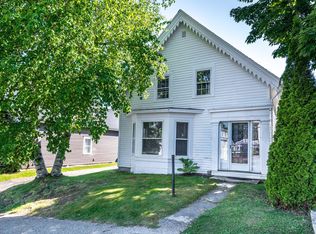 10 Green St, Castine, ME 04421