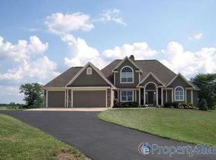 21709 W Limestone Ridge St, Paola, KS 66071