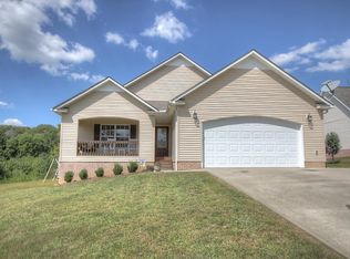 1234 E Pittsburg Church Rd, London, KY 40741