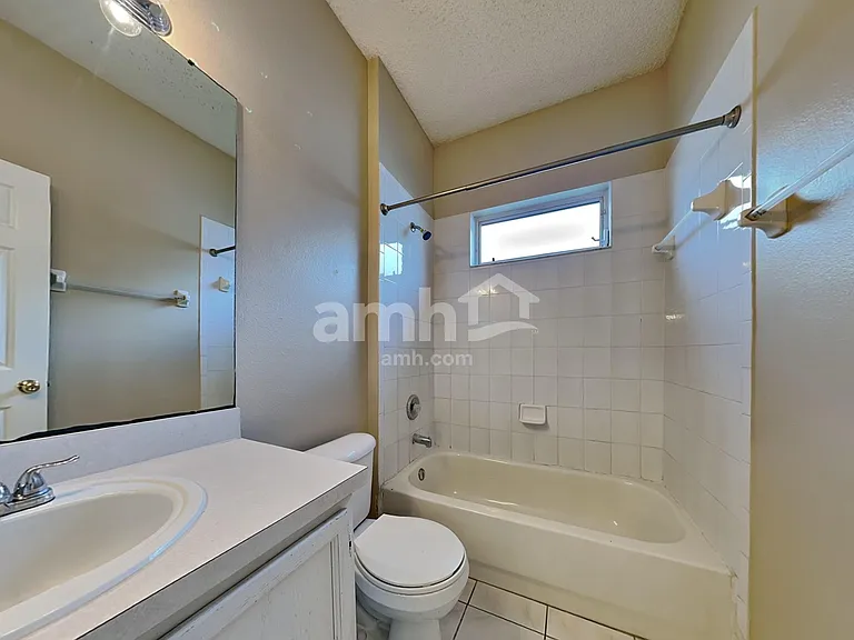451 Sand Ridge Dr — Photo 15