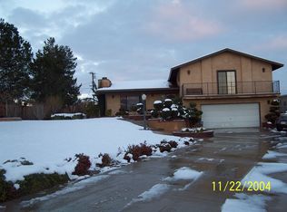 14605 Kokomo Rd, Apple Valley, CA 92307