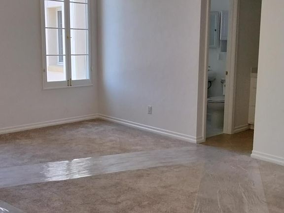 4th image of 330 California Ave