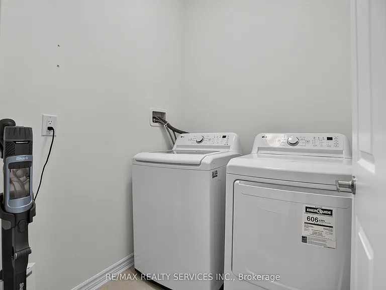 1702 Dance Ct — Photo 47
