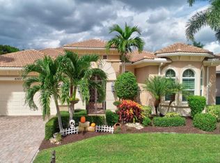 6367 Bellamalfi St, Boca Raton, FL 33496