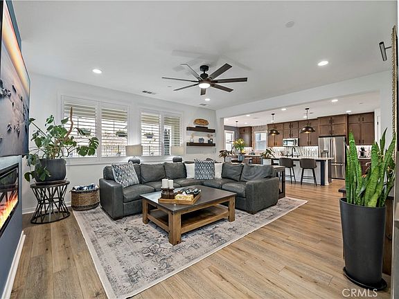 4th image of 32230 Penstemon Way