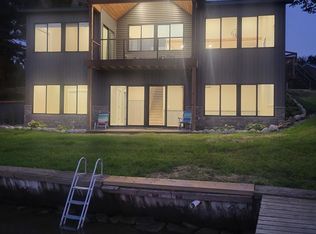 8626 Front St, Long Lake, MI 48743