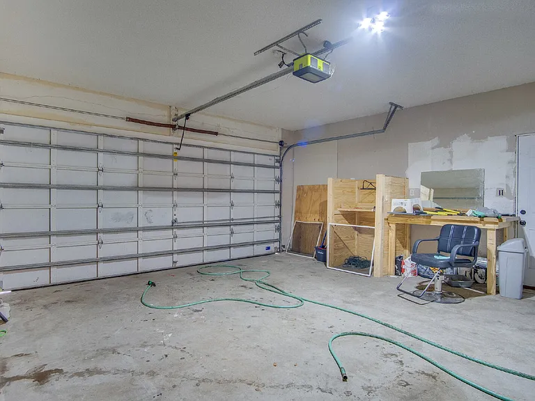 8262 Pamplona St — Photo 27