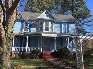 302 W Noble St, Louisburg, NC 27549
