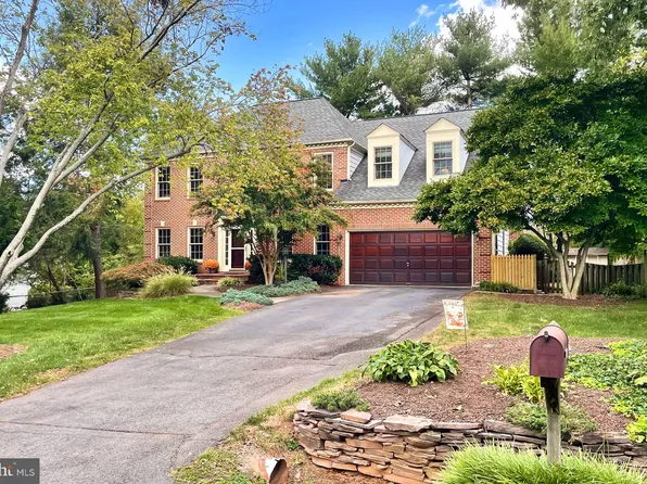 9657 Richmond St, Manassas, VA 20110